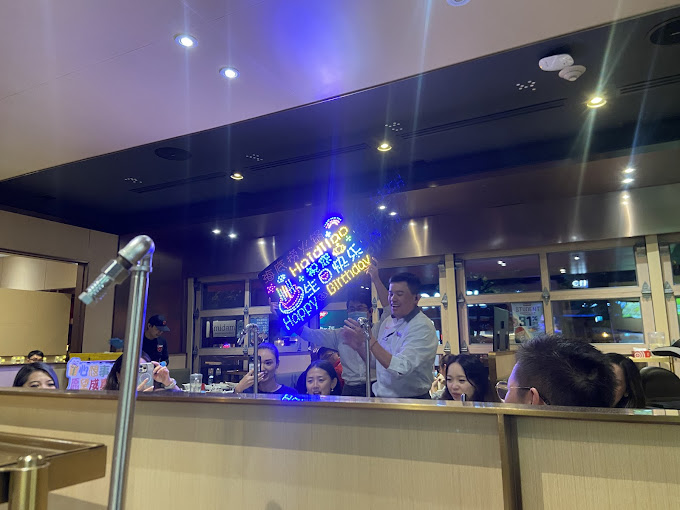 Information about Haidilao Hot Pot West Broadway